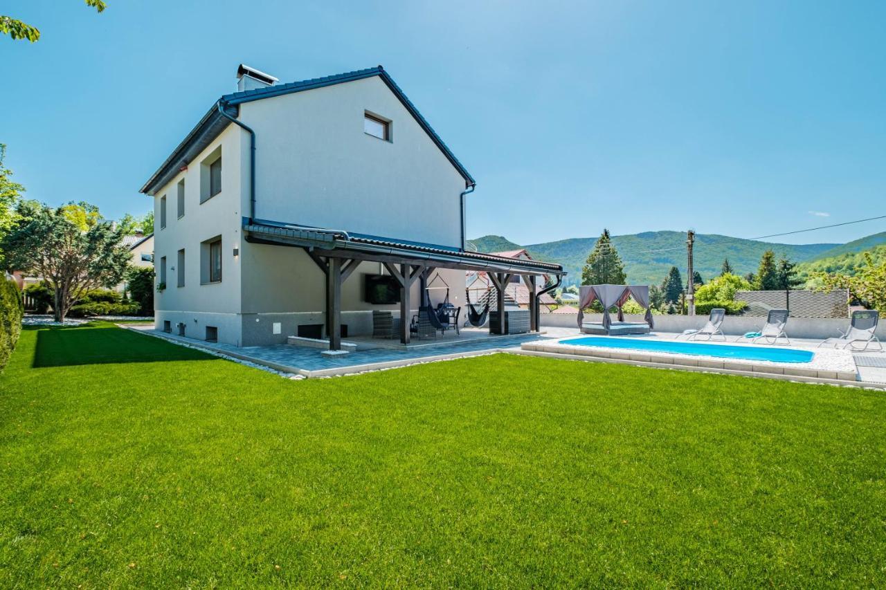 Apar7Man Jizerske Hory Apartment Hejnice Exterior foto