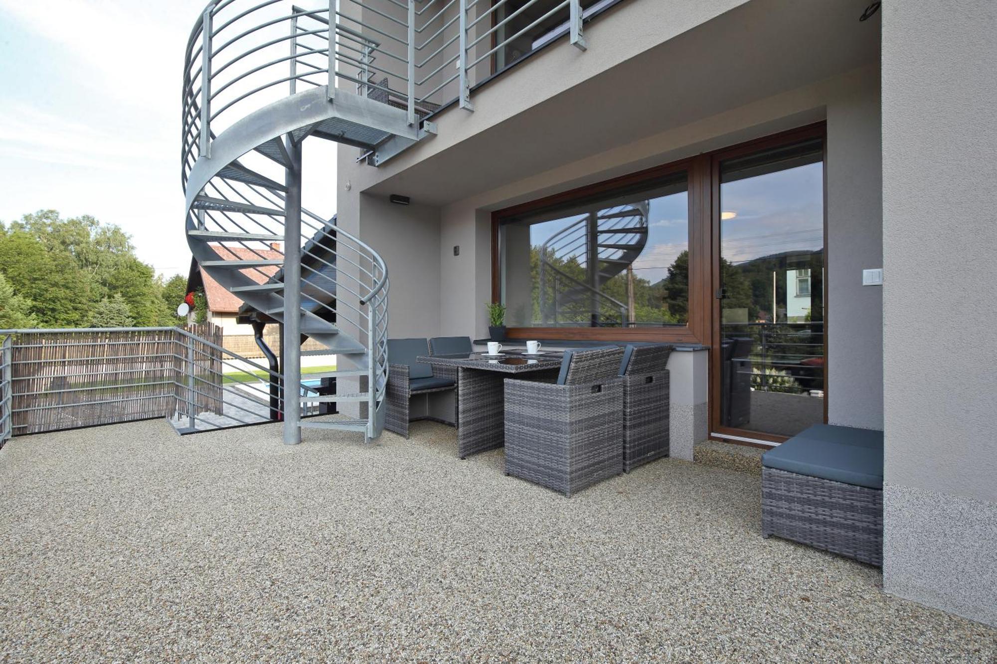 Apar7Man Jizerske Hory Apartment Hejnice Exterior foto
